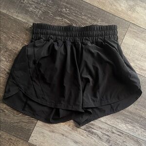 lululemon track that high rise 5in shorts